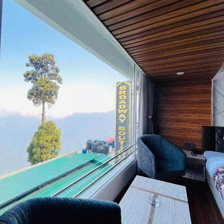 Hotel Broadway Boutique Mall Road Darjeeling - A Luxury Collection - Best Seller Exterior photo